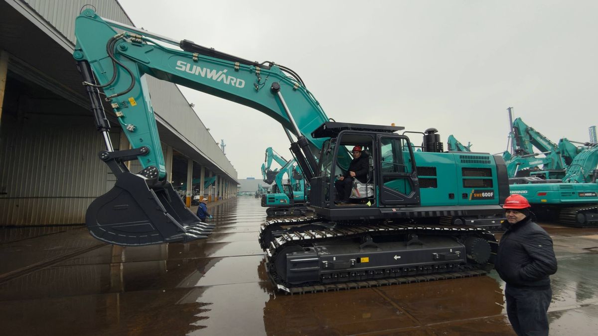 Sunward SWE600F ekskavator sinov haydash — Changsha zavodi, Xitoy